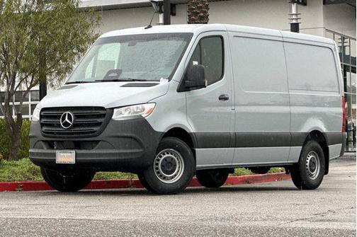 2025 Mercedes-Benz Sprinter 2500 Standard Roof