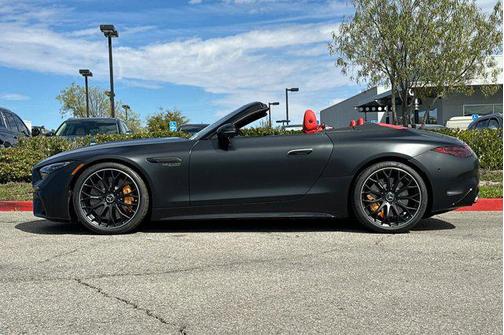 2025 Mercedes-Benz AMG SL 63 Base