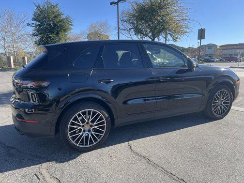 2023 Porsche Cayenne Cayenne
