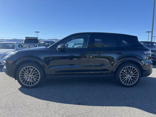 2023 Porsche Cayenne Cayenne