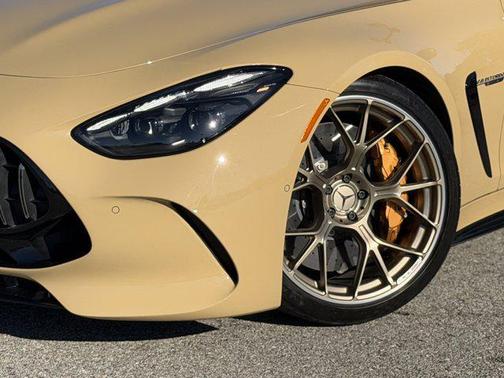 2025 Mercedes-Benz AMG GT 63 S E Performance