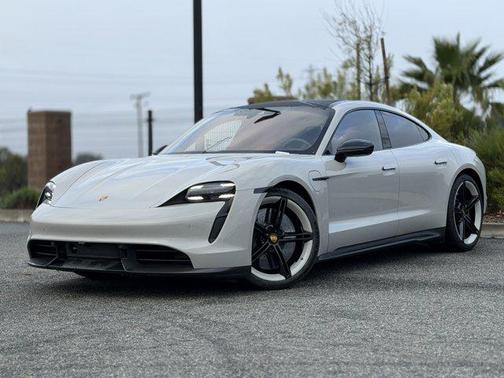 2024 Porsche Taycan Turbo