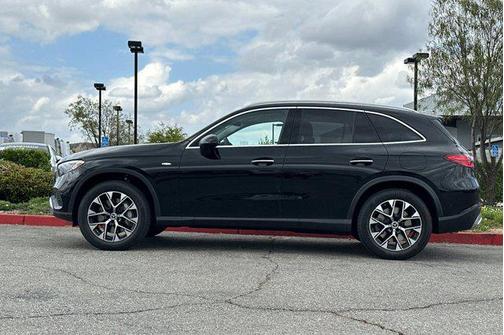 2025 Mercedes-Benz GLC 350e Base