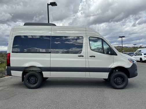 2026 Mercedes-Benz Sprinter 2500 Standard Roof