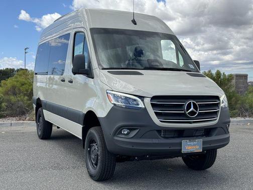 2026 Mercedes-Benz Sprinter 2500 Standard Roof