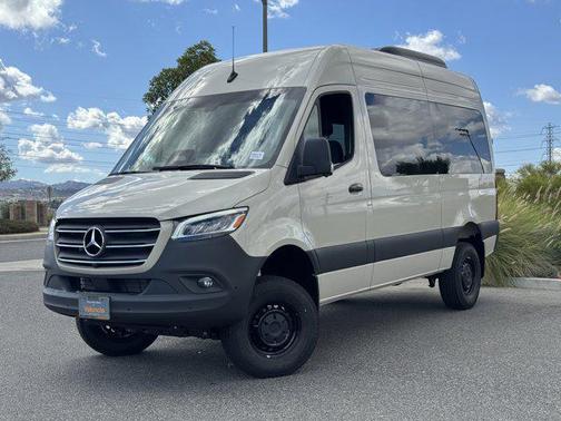 2026 Mercedes-Benz Sprinter 2500 Standard Roof