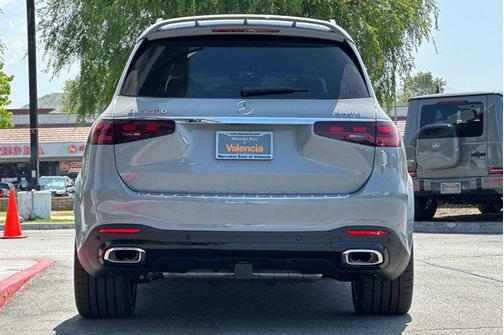 2025 Mercedes-Benz GLS 580 4MATIC