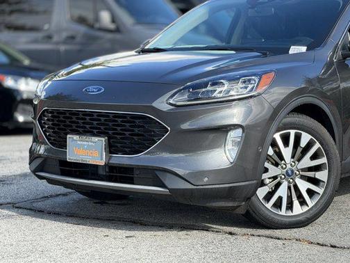 2020 Ford Escape Titanium