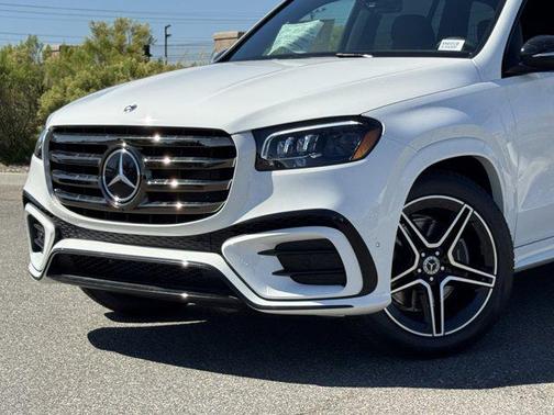 2025 Mercedes-Benz GLS 450 4MATIC