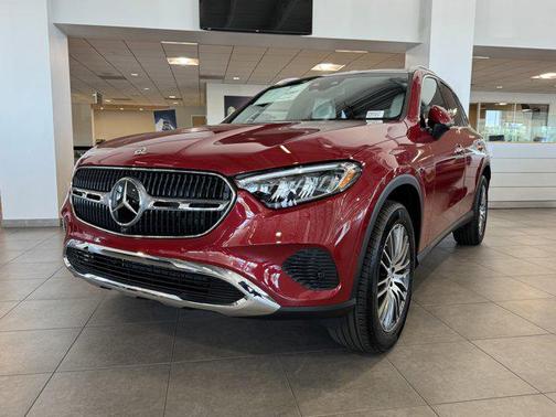 2026 Mercedes-Benz GLC 300 Base