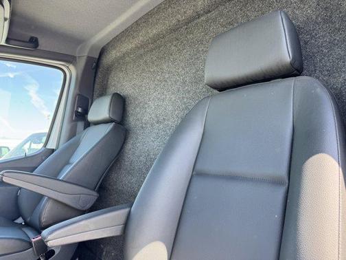 2023 Mercedes-Benz Sprinter 3500XD Standard Roof