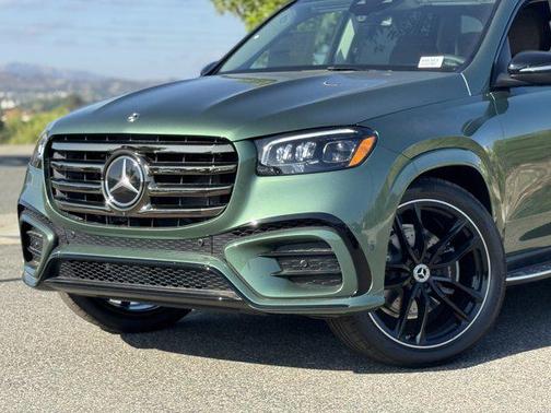 2026 Mercedes-Benz GLS 450 4MATIC