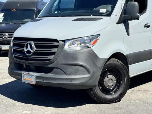 2024 Mercedes-Benz Sprinter 2500 Standard Roof