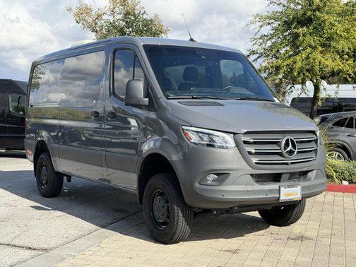 2024 Mercedes-Benz Sprinter 2500 