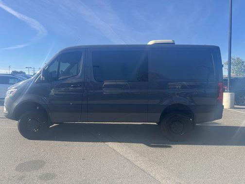 2024 Mercedes-Benz Sprinter 2500 Standard Roof 4-Cyl Diesel HO