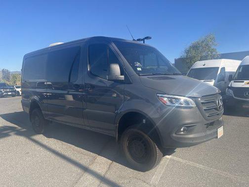 2024 Mercedes-Benz Sprinter 2500 Standard Roof 4-Cyl Diesel HO