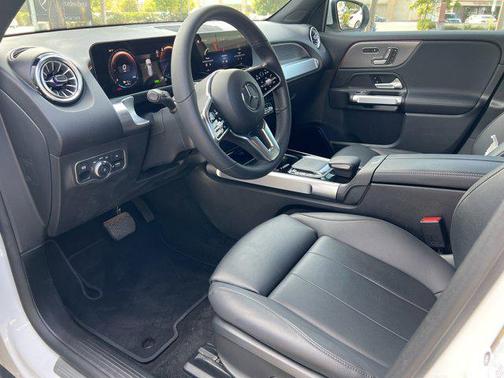 2023 Mercedes-Benz EQB 300 4MATIC