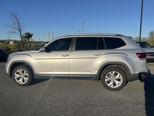 2018 Volkswagen Atlas 3.6L SE w/Technology