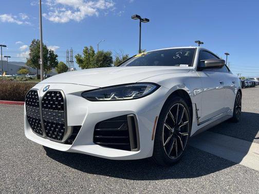 2024 BMW M440 i