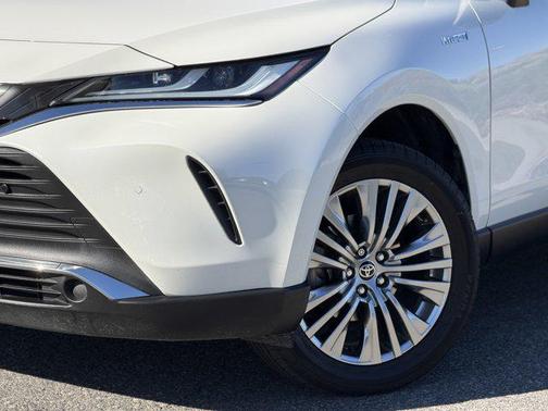 2021 Toyota Venza XLE