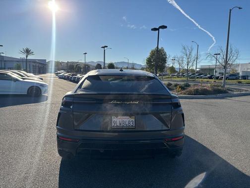 2021 Lamborghini Urus Graphite Capsule