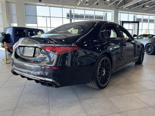 2026 Mercedes-Benz AMG S 63 E 4MATIC