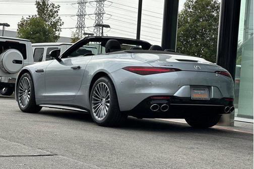 2025 Mercedes-Benz AMG SL 43 Base