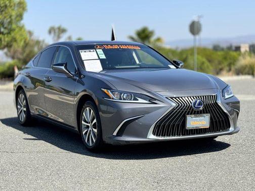 2021 Lexus ES 300h Base