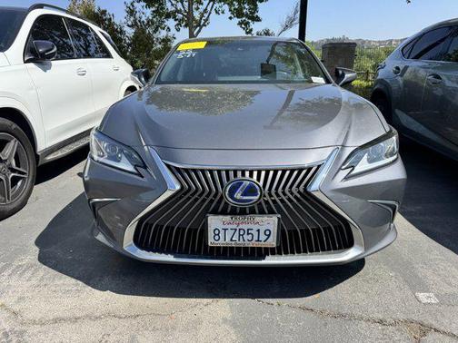 2021 Lexus ES 300h Base