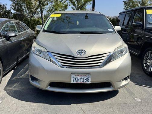 2015 Toyota Sienna LE