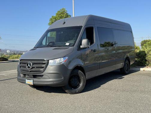2025 Mercedes-Benz Sprinter 2500 High Roof