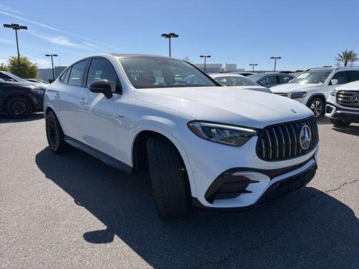 MANUFAKTUR Moonlight White Metallic 2025 Mercedes-Benz AMG GLC 43 4MATIC Coupe