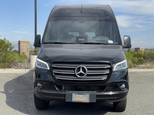 2025 Mercedes-Benz Sprinter 2500 High Roof