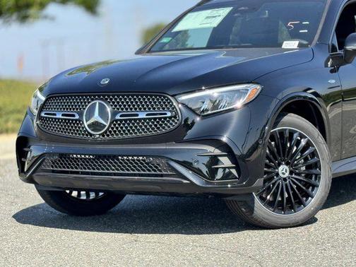 2025 Mercedes-Benz GLC 350e Base