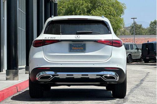 2025 Mercedes-Benz GLC 300 Base