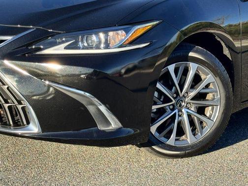 2024 Lexus ES 350 Base
