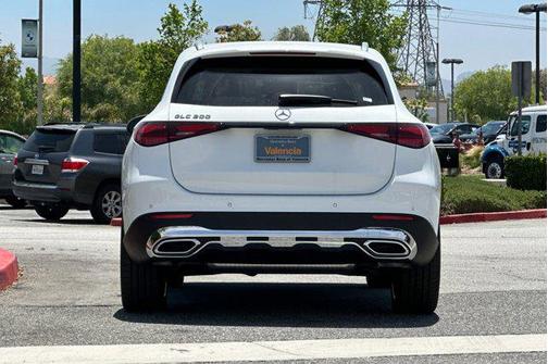 2025 Mercedes-Benz GLC 300 Base