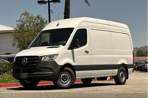 2025 Mercedes-Benz Sprinter 2500 Standard Roof