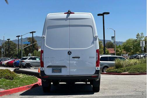2025 Mercedes-Benz Sprinter 2500 Standard Roof