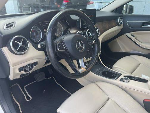 2016 Mercedes-Benz GLA-Class GLA 250