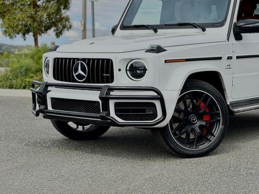 MANUFAKTUR Moonlight White Metallic 2023 Mercedes-Benz AMG G 63 4MATIC