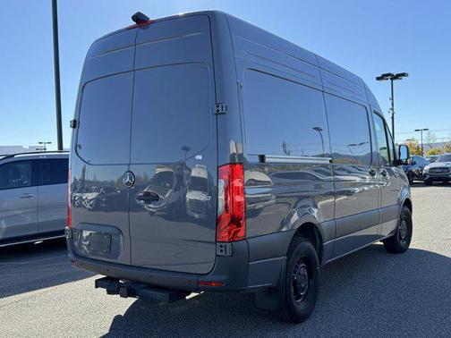 2025 Mercedes-Benz Sprinter 2500 Standard Roof