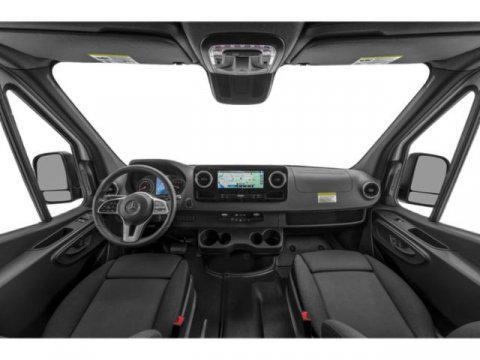 2025 Mercedes-Benz Sprinter 2500 Standard Roof