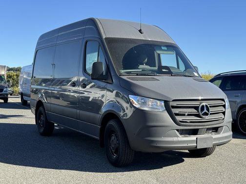 2025 Mercedes-Benz Sprinter 2500 Standard Roof