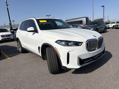 Alpine White 2024 BMW X5 sDrive40i