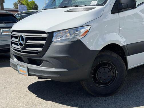 White 2026 Mercedes-Benz Sprinter 2500 Cargo 144 WB