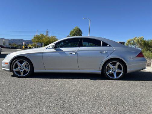 2006 Mercedes-Benz CLS-Class CLS500