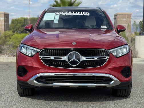 2025 Mercedes-Benz GLC 300 4MATIC