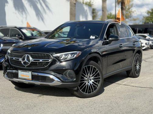 2025 Mercedes-Benz GLC 300 Base