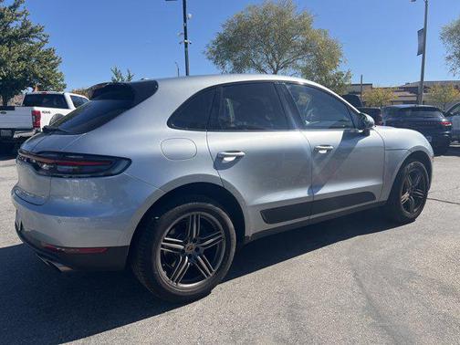 2020 Porsche Macan S